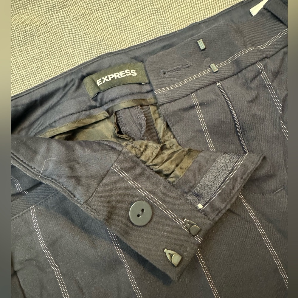 EXPRESS👖dress pants “COLUMNIST BARELY BOOT” mid rise 00R